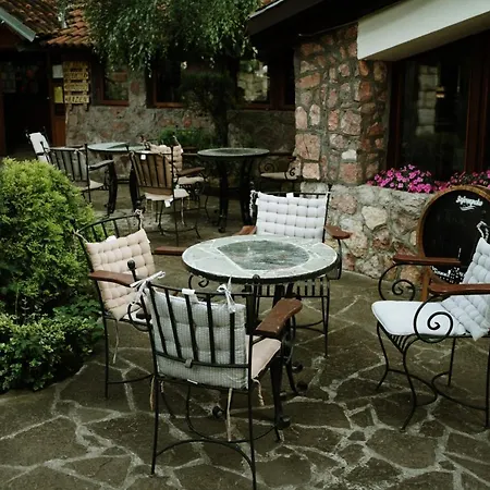 Etno Balasevic Rtanj מלון 3*