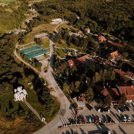 Etno Balasevic Rtanj מלון 3*